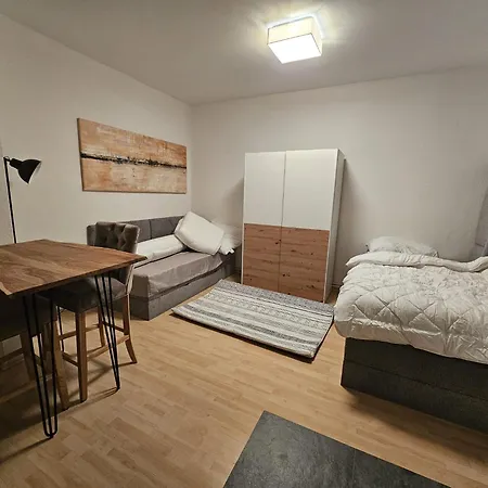 Апартаменты Ideal Fuer Monteure Apartmenthaus 1-2 Mit Kueche, Waschmaschine, Bad, Wifi, Flat Tv Usw *