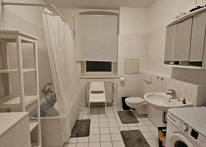 Апартаменты Ideal Fuer Monteure Apartmenthaus 1-2 Mit Kueche, Waschmaschine, Bad, Wifi, Flat Tv Usw