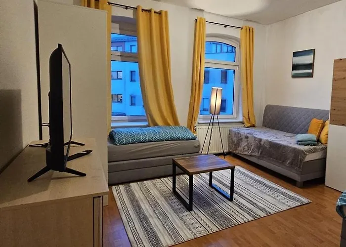 Ideal Fuer Monteure Apartmenthaus 1-2 Mit Kueche, Waschmaschine, Bad, Wifi, Flat Tv Usw Апартаменты