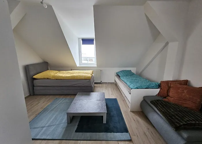 Ideal Fuer Monteure Apartmenthaus 1-2 Mit Kueche, Waschmaschine, Bad, Wifi, Flat Tv Usw Апартаменты *